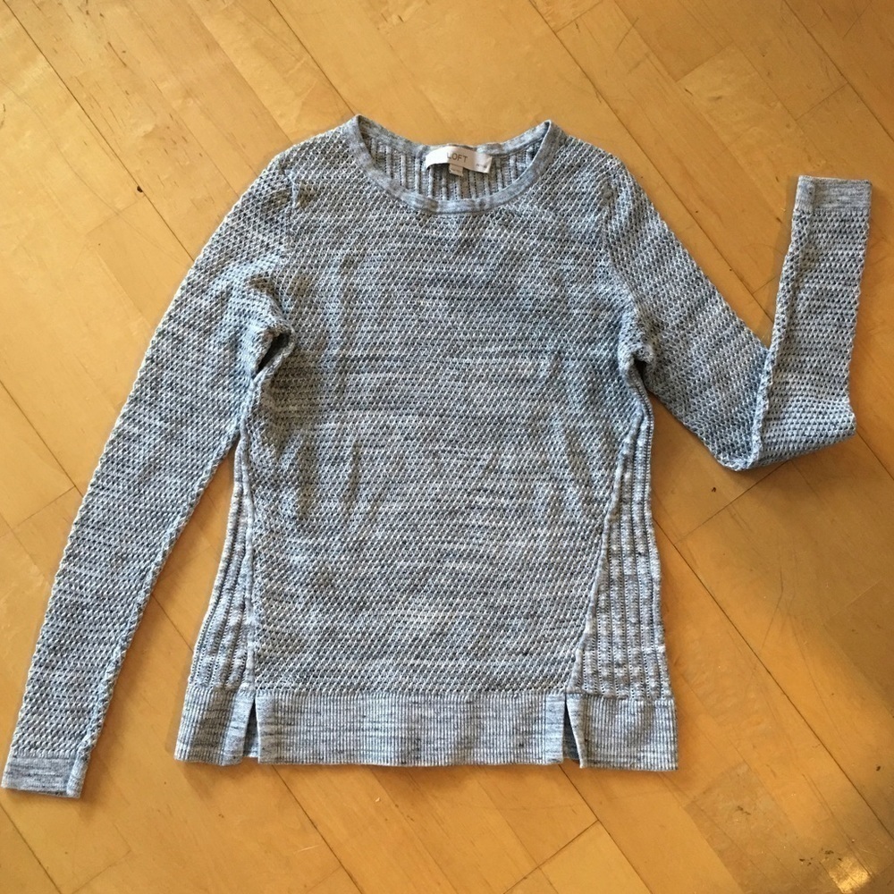Ann Taylor Loft Petite Gray Lightweight Textured Knit Sweater, Size XXS